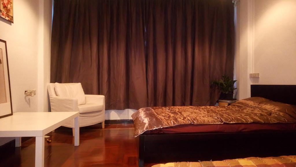 E&G Guest House Bangkok Exterior photo
